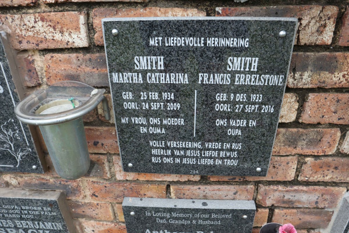 SMITH Francis Errelstone 1933-2016 &amp; Martha Catharina 1934-2009