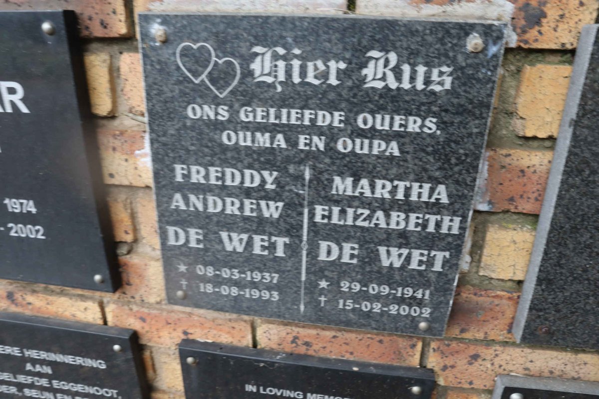 WET Freddy Andrew, de 1937-1993 &amp; Martha Elizabeth 1941-2002