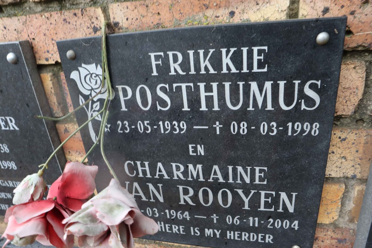 POSTHUMUS Frikkie 1939-1998 :: ROOYEN Charmaine, van 1964-2004