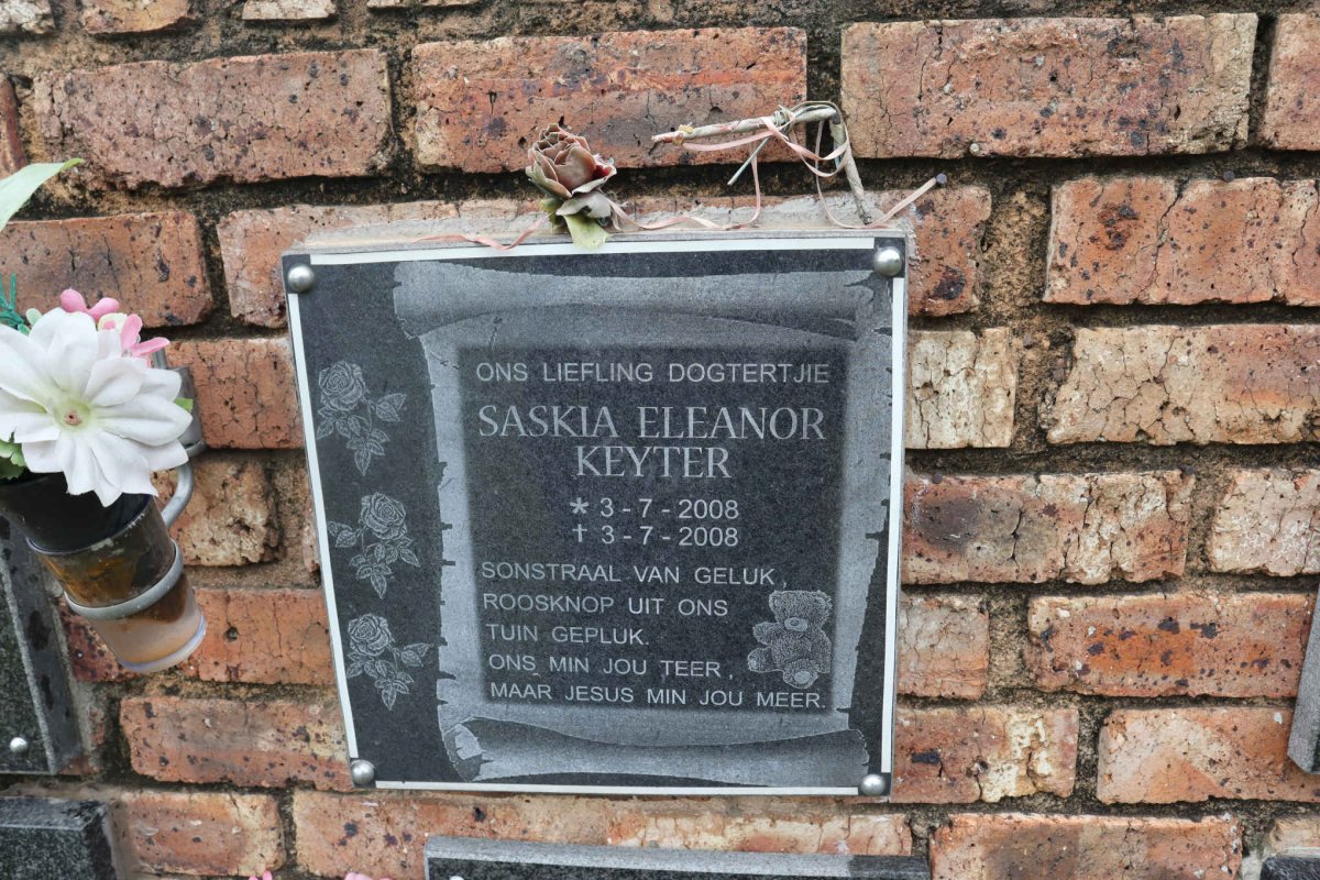 KEYTER Saskia Eleanor 2008-2008