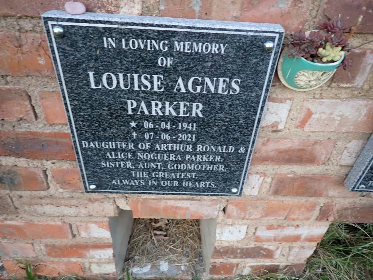 PARKER Louise Agnes 1941-2021