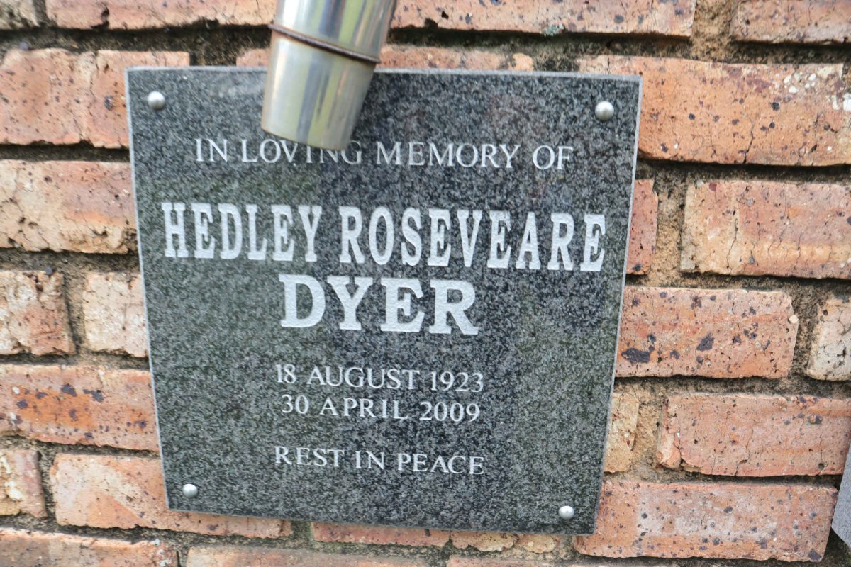 DYER Hedley Roseveare 1923-2009