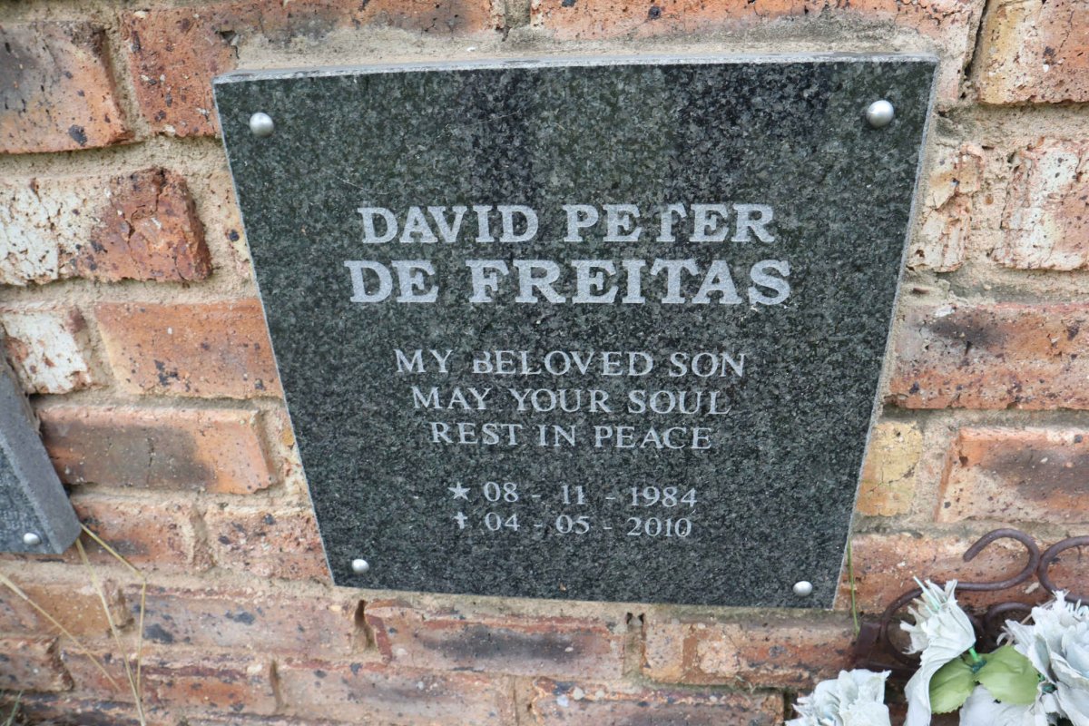 FREITAS David Peter, de 1984-2010