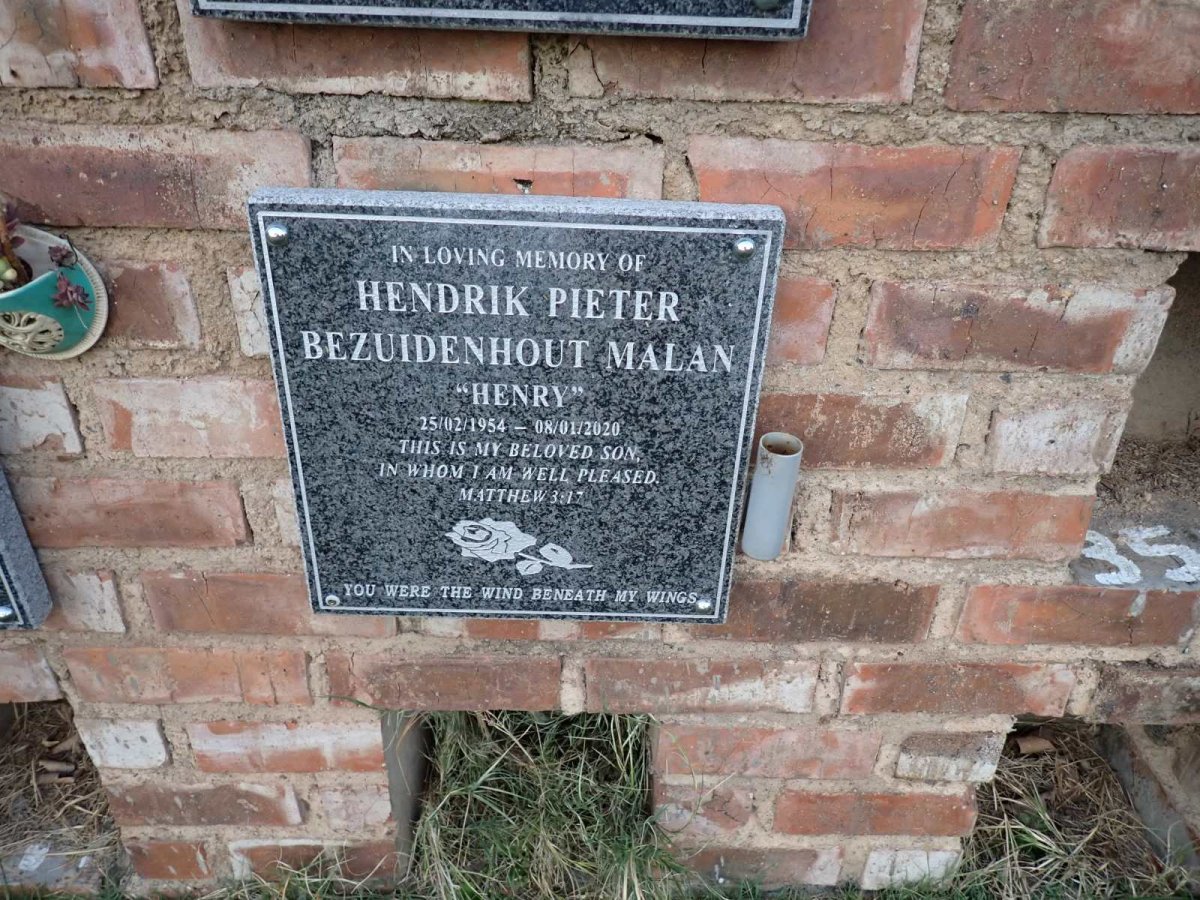 MALAN Hendrik Pieter Bezuidenhout 1954-2020