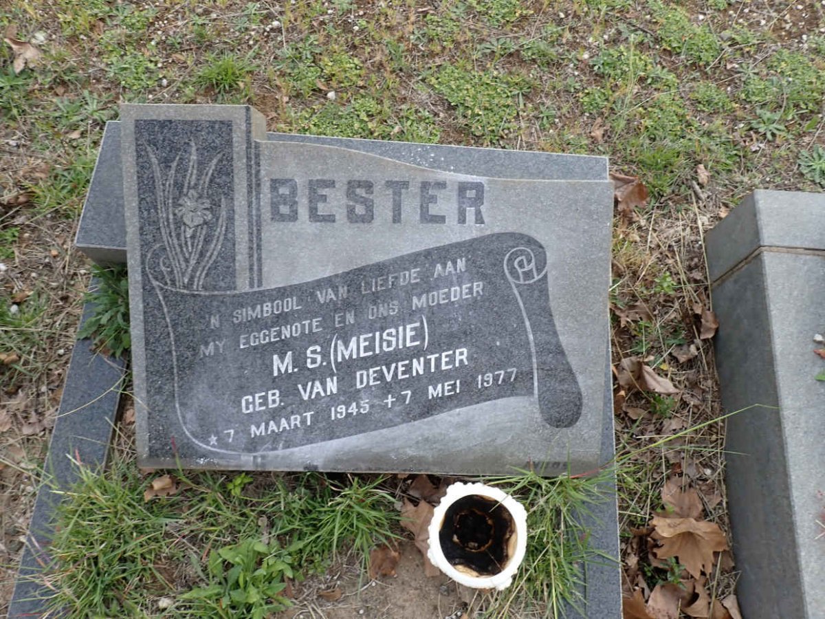 BESTER M.S. nee VAN DEVENTER 1945-1977