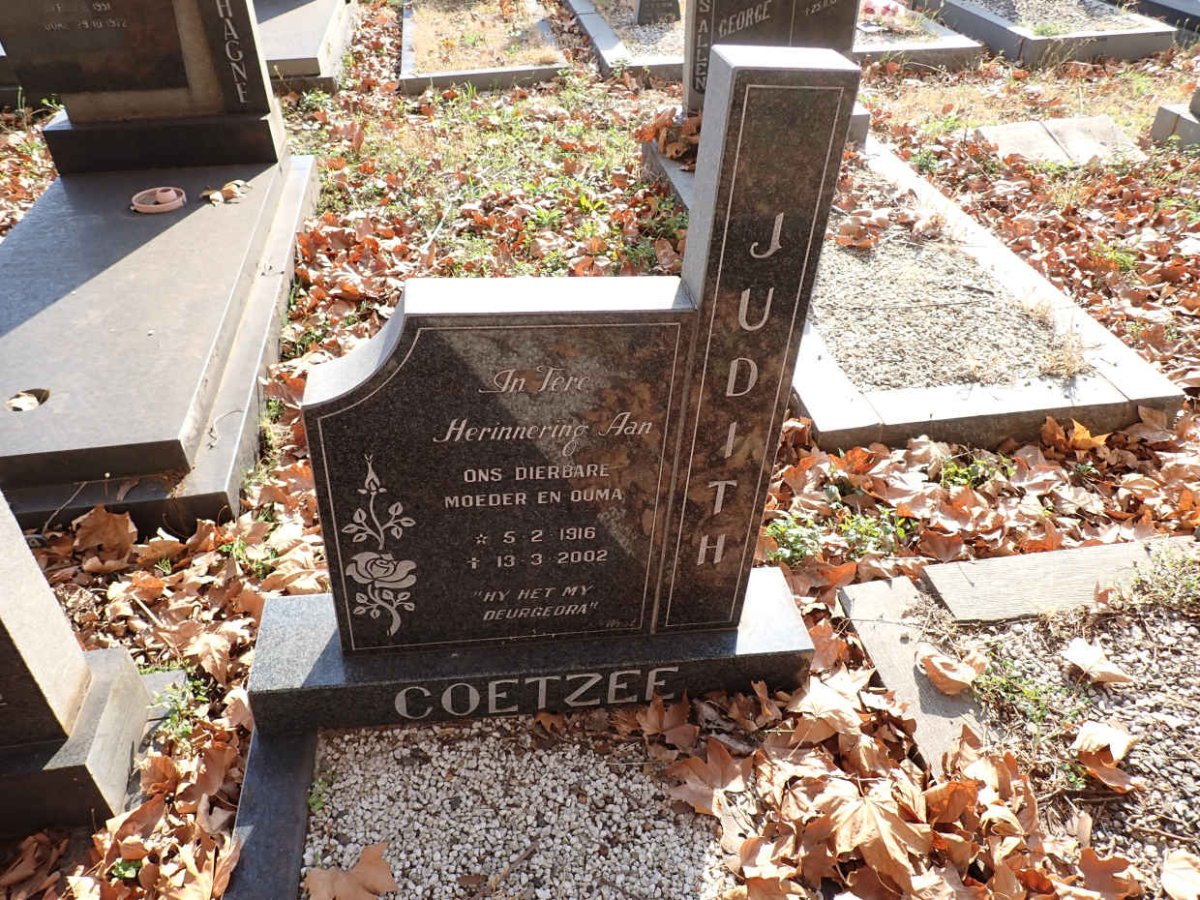 COETZEE Judith 1916-2002