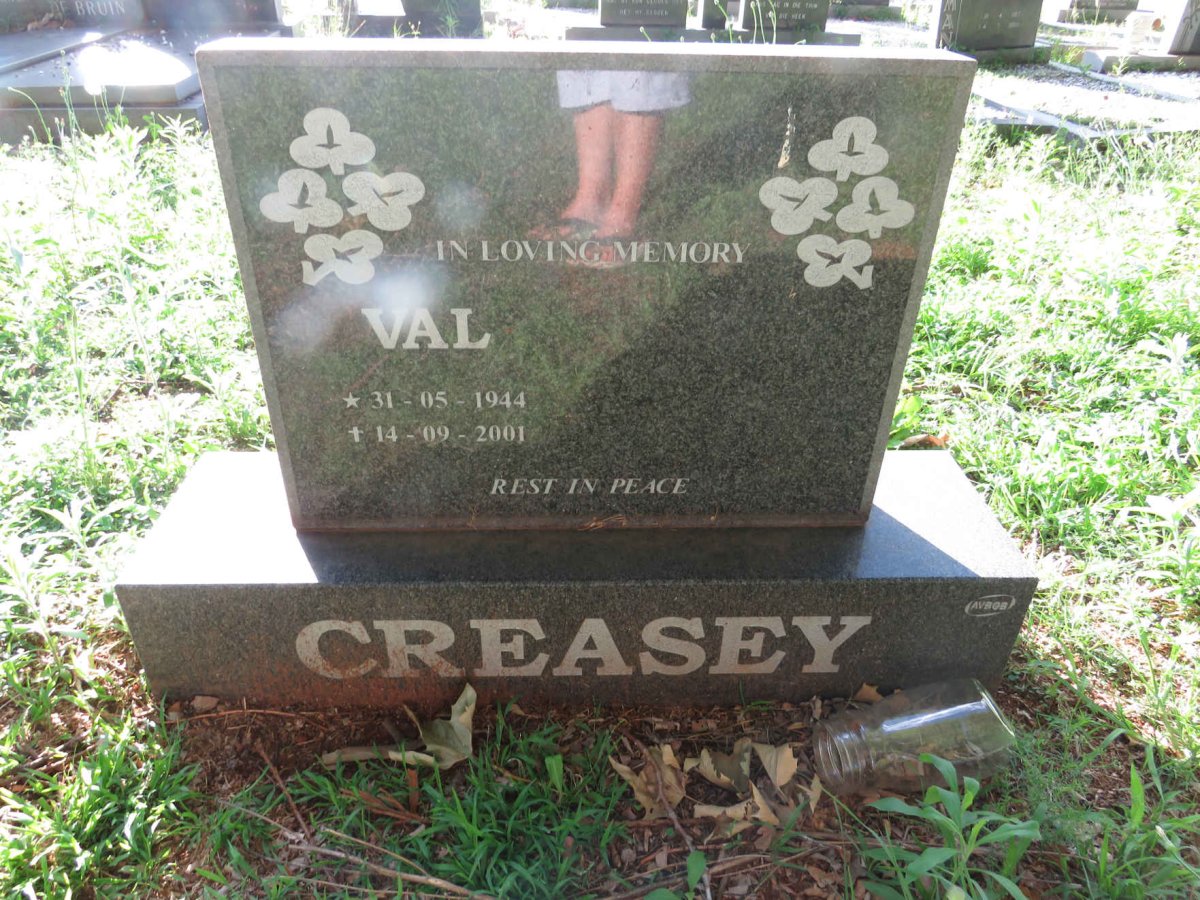 CREASEY Val 1944-2001