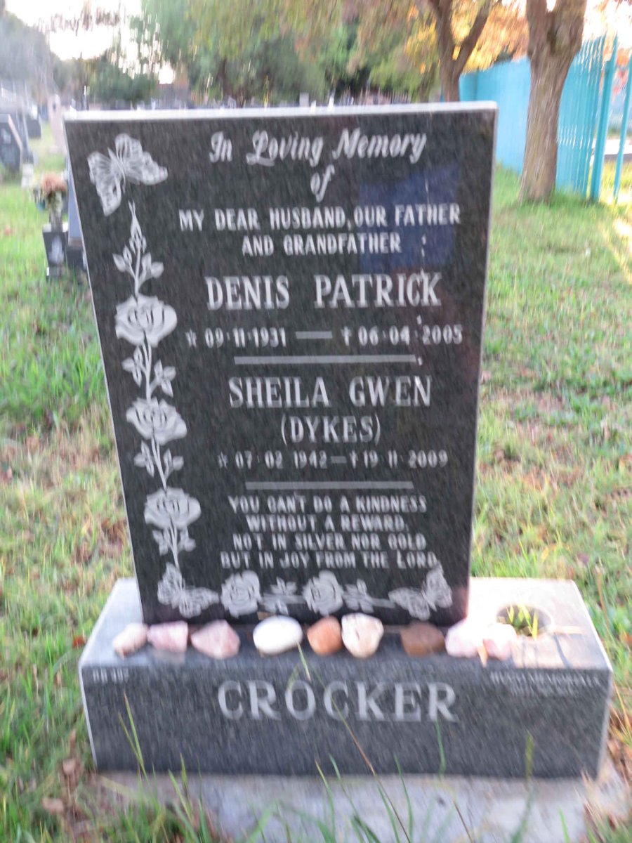 CROCKER Denis Patrick 1931-2005 &amp; Sheila Gwen DYKES 1942-2009