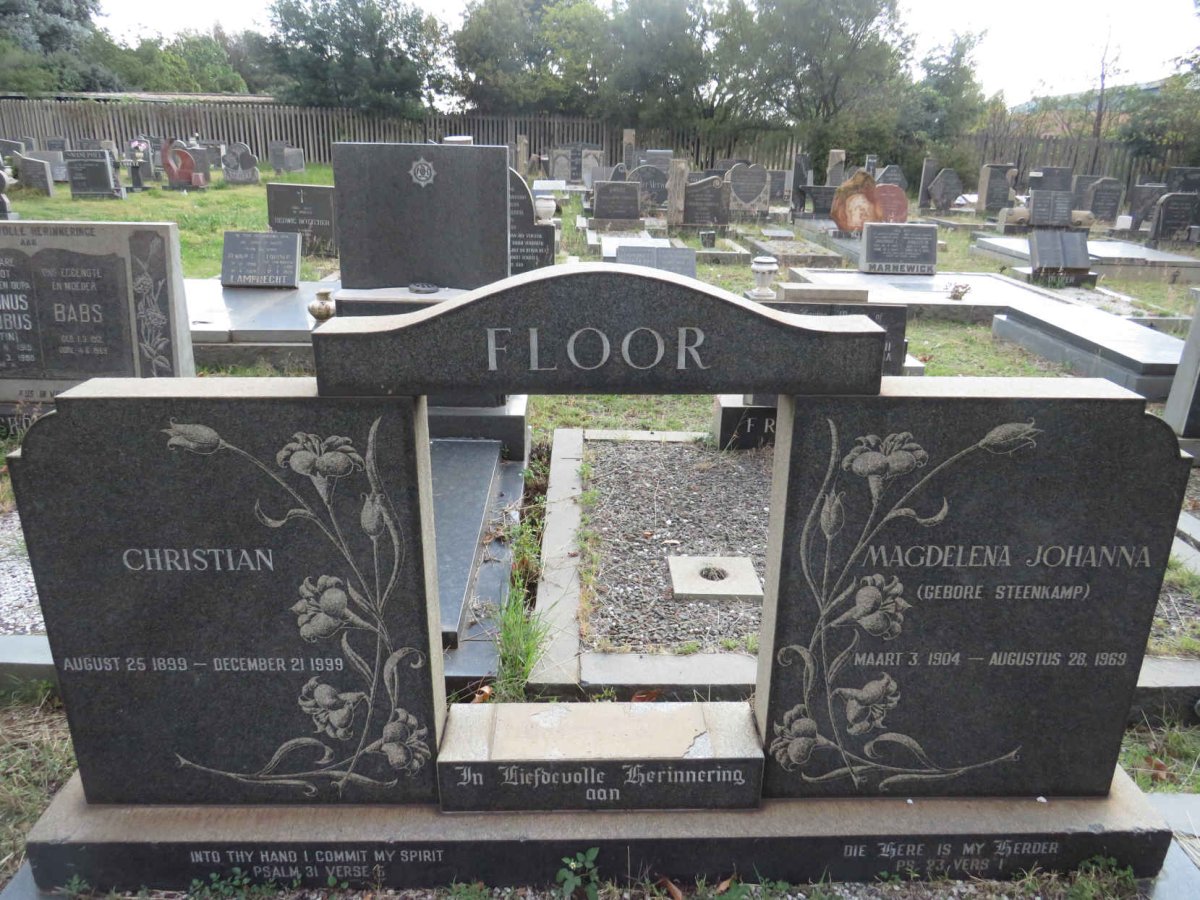 FLOOR Christian 1899-1999 &amp; Magdelena Johanna STEENKAMP 1904-1969