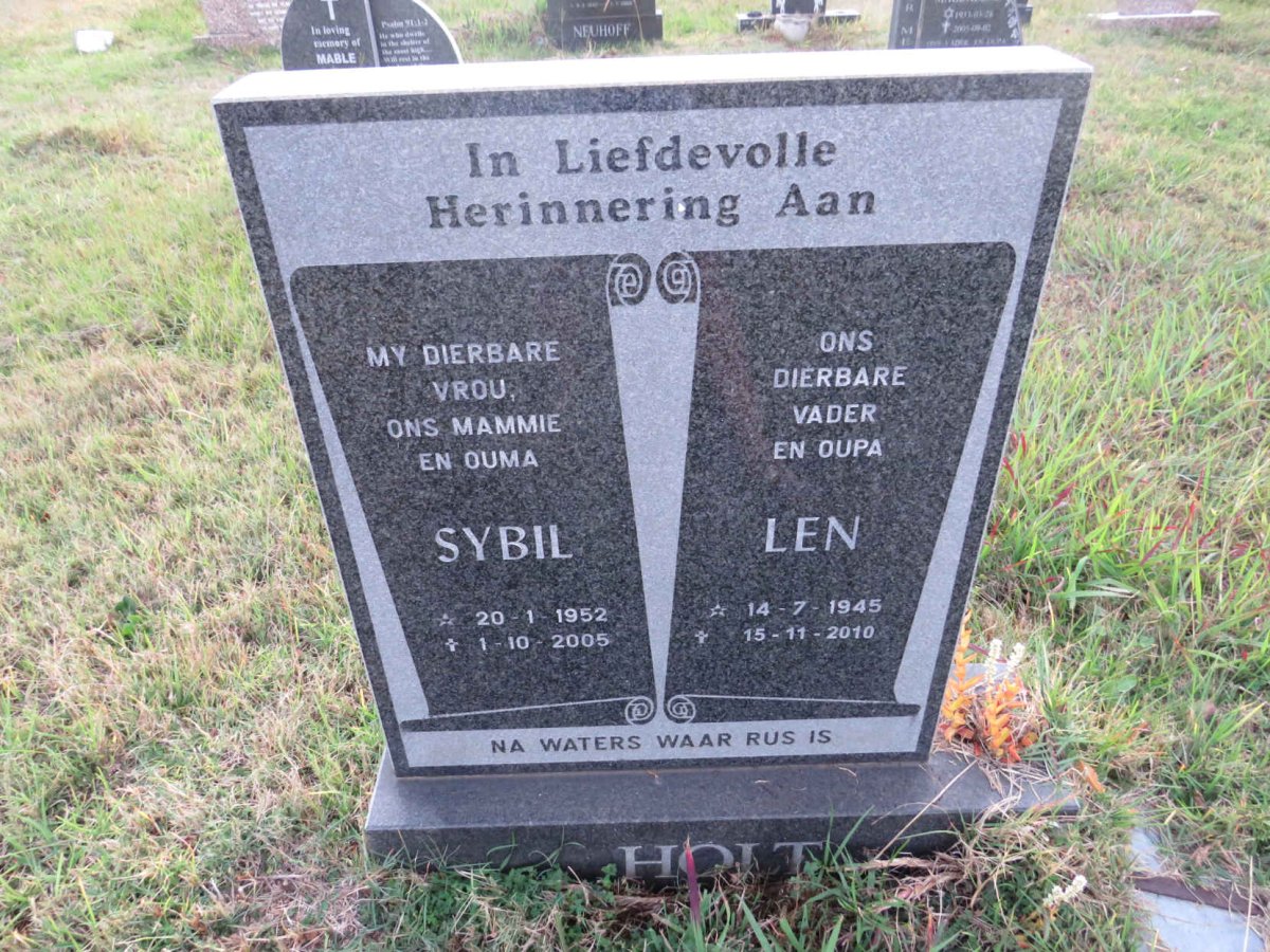 HOLT Len 1945-2010 &amp; Sybil 1952-2005