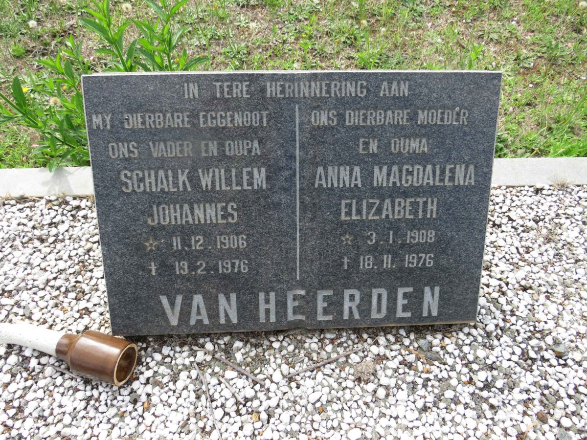 HEERDEN Schalk Willem Johannes, van 1906-1976 &amp; Anna Magdalena Elizabeth 1908-1976
