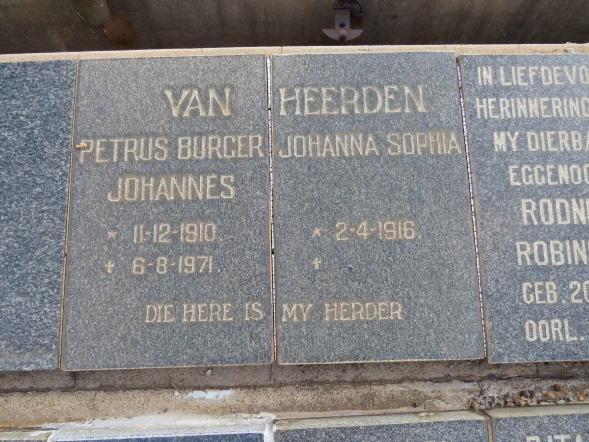HEERDEN Petrus Burger Johannes, van 1910-1971 &amp; Johanna Sophia 1916-