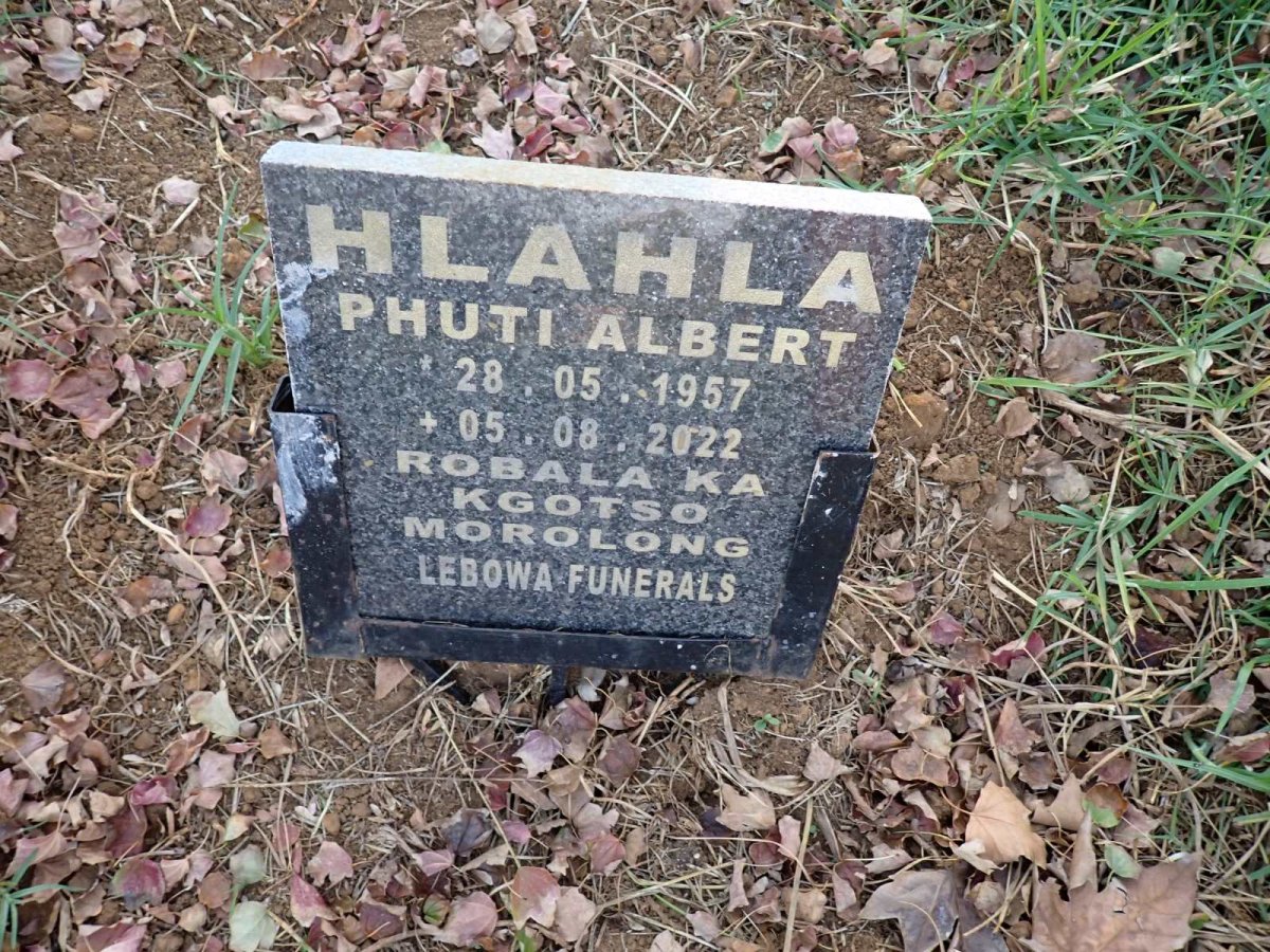 HLAHLA Phuti Albert 1957-2022