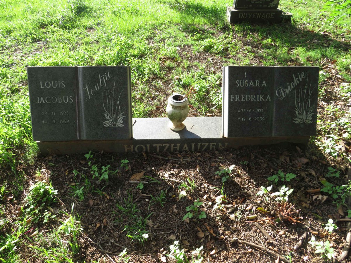HOLTZHAUZEN Louis Jacobus 1925-1984 &amp; Susara Fredrika 1932-2009