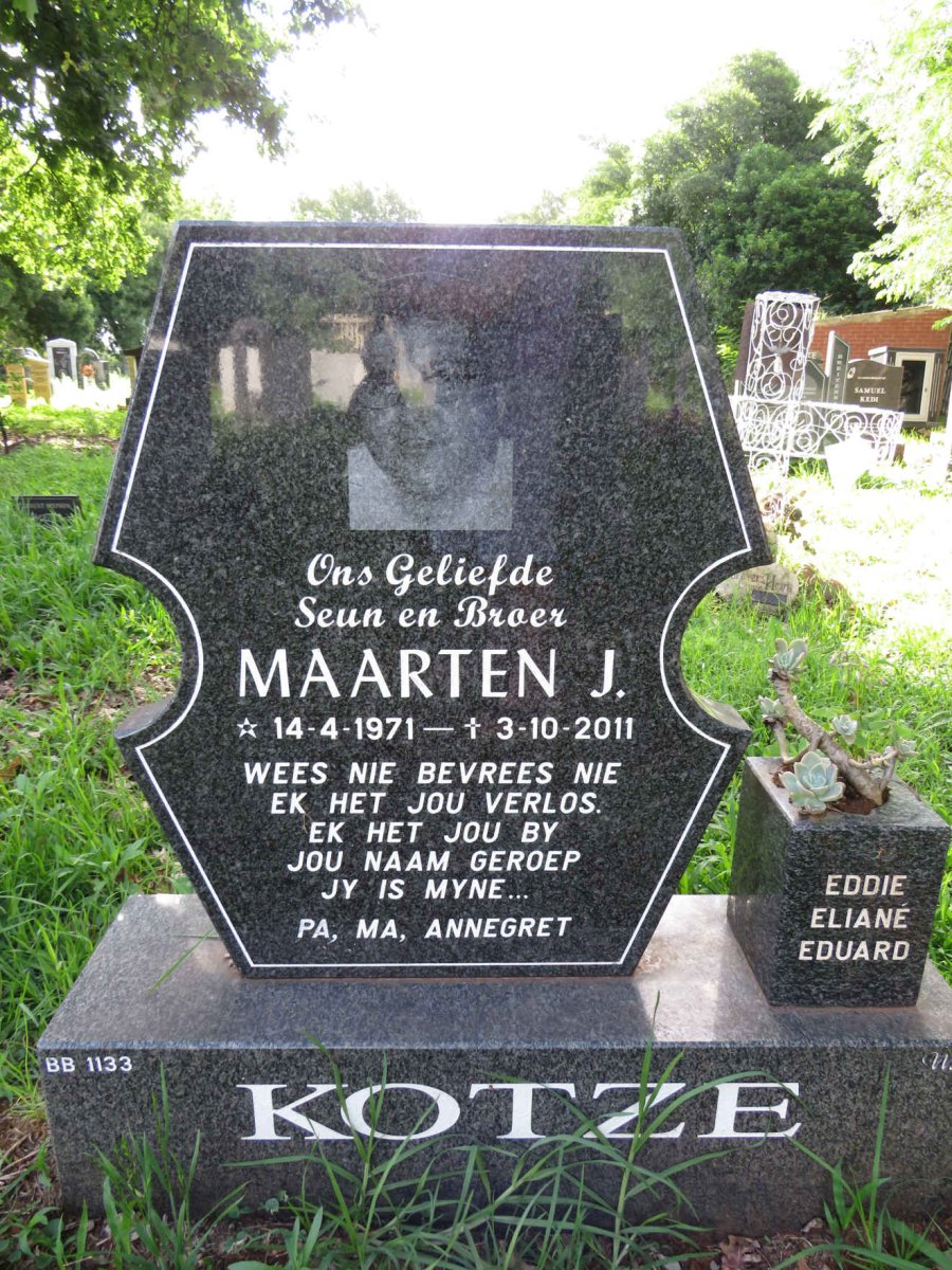 KOTZE Maarten J. 1971-2011