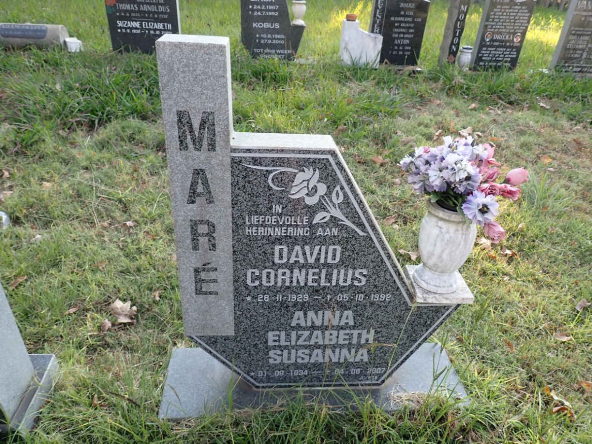 MARE David Cornelius 1929-1992 &amp; Anna Elizabeth Susanna 1934-2007