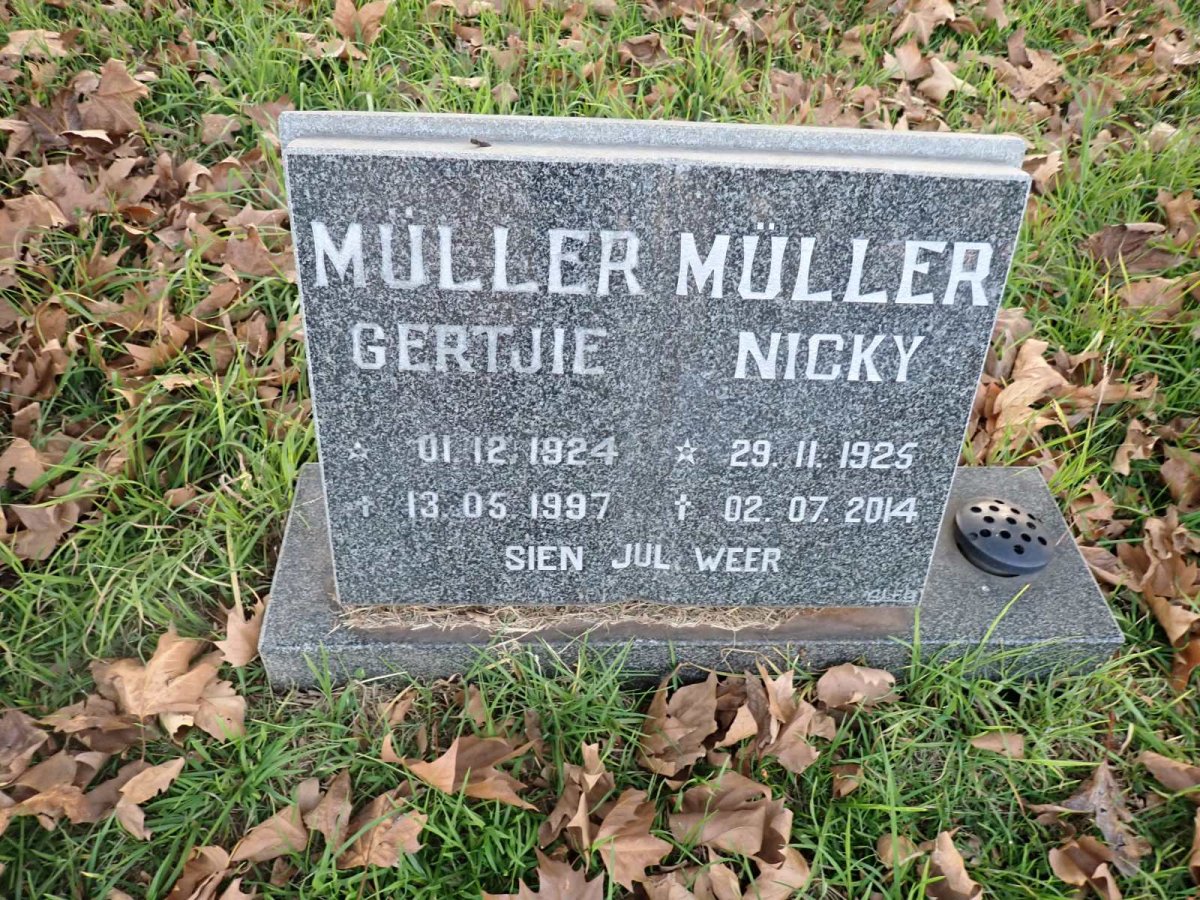 MULLER Gertjie 1924-1997 &amp; Nicky 1925-2014
