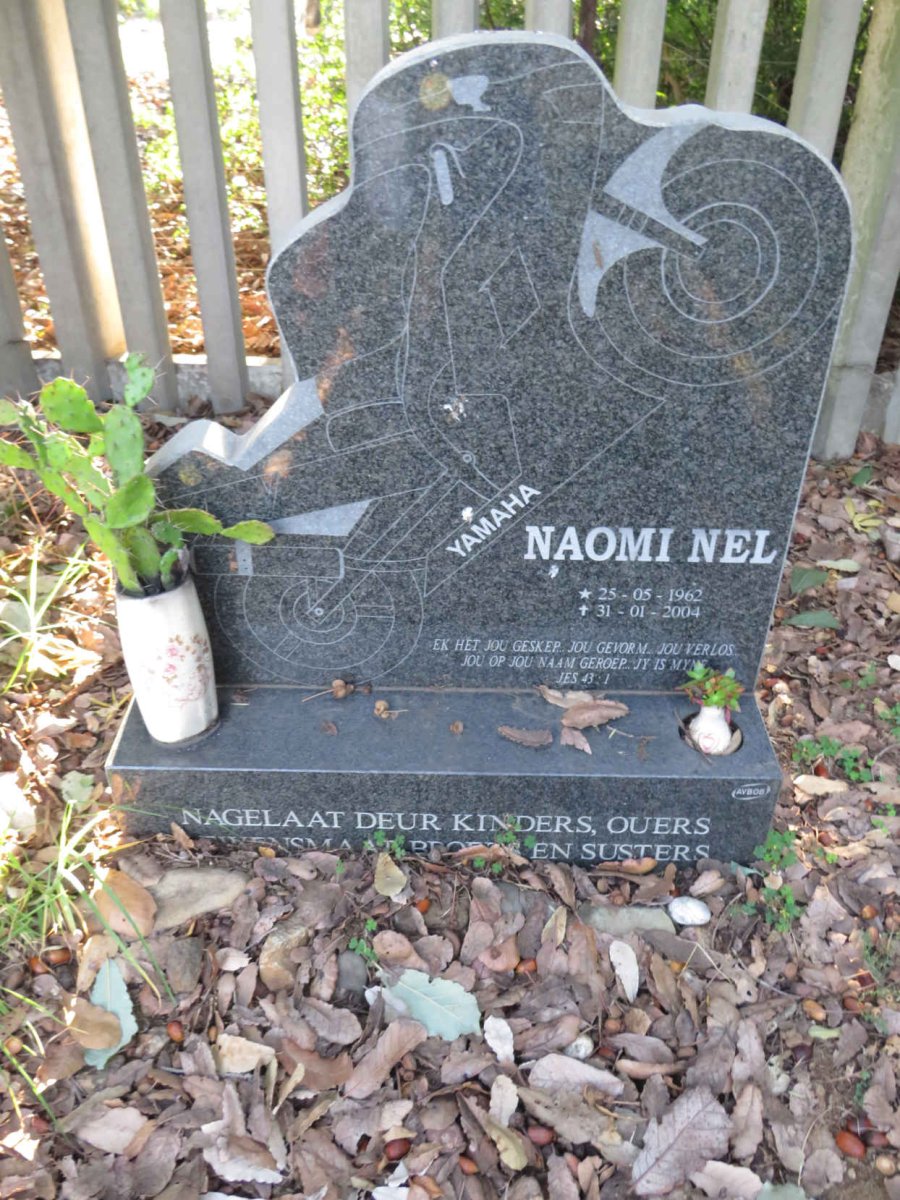 NEL Naomi 1962-2004