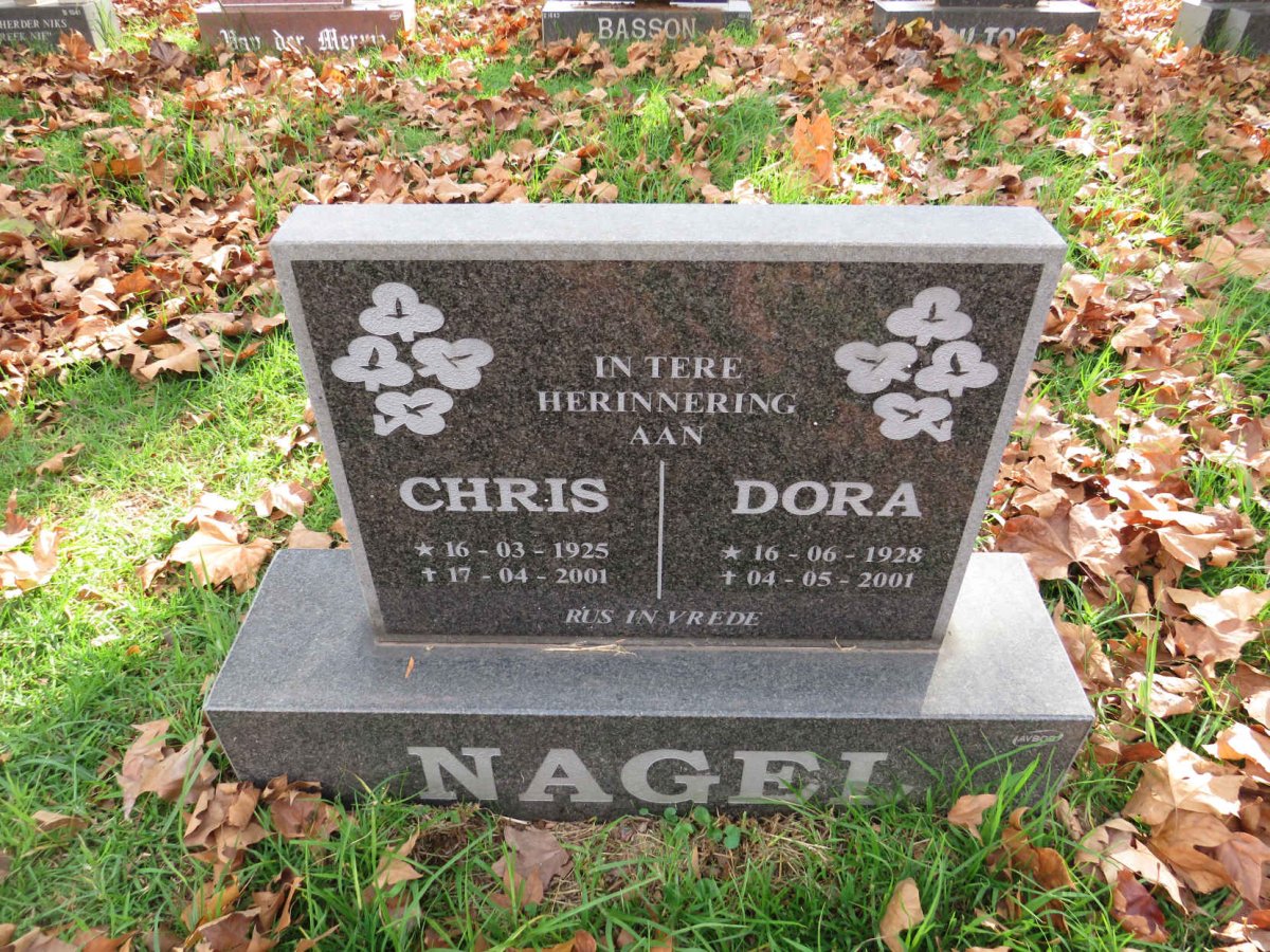 NAGEL Chris 1925-2001 &amp; Dora 1928-2001