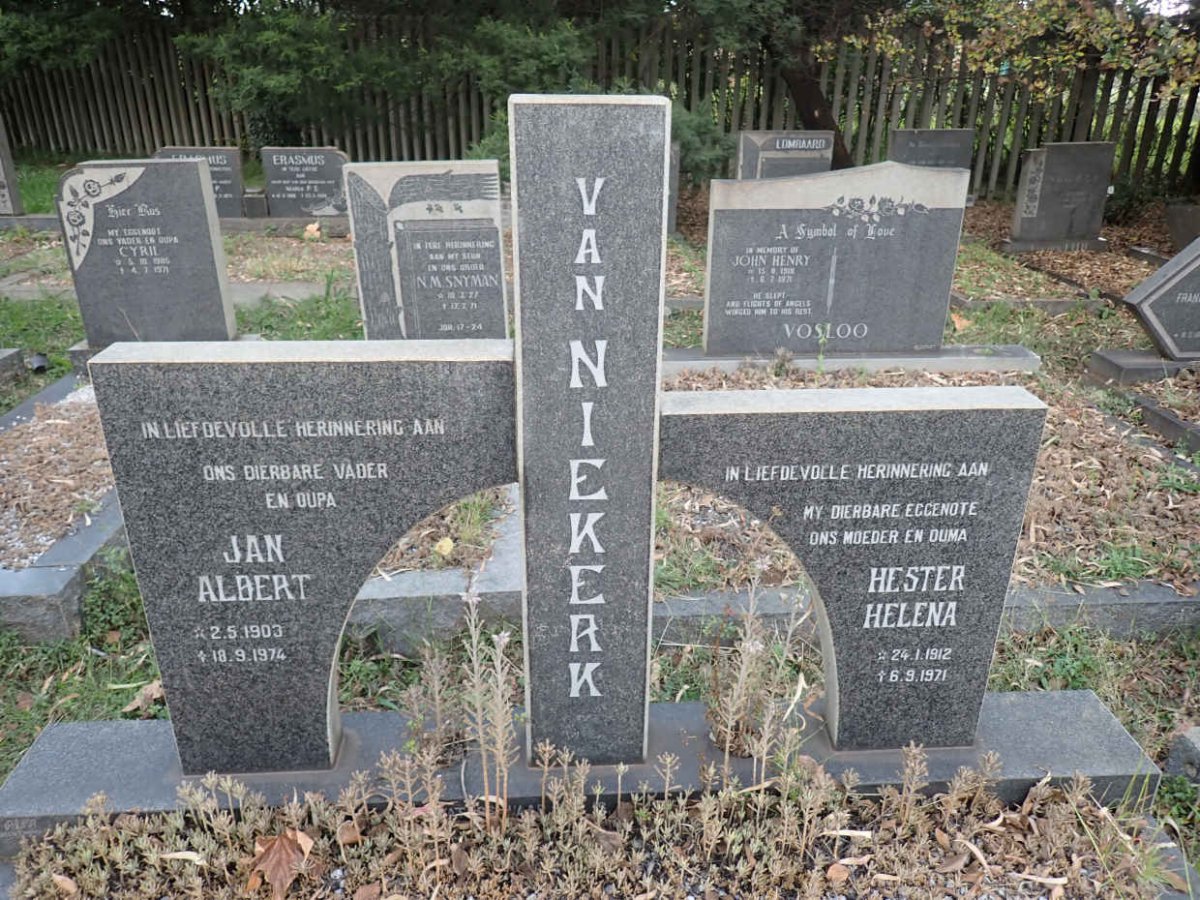 NIEKERK Jan Albert, van 1903-1974 &amp; Hester Helena 1912-1971