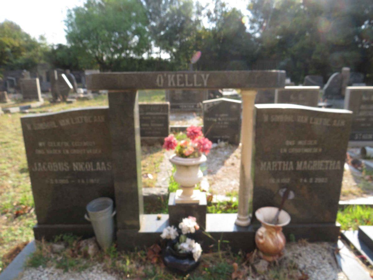 O'KELLY Jacobus Nicolaas 1905-1972 &amp; Martha Magrietha 1912-2003 _1