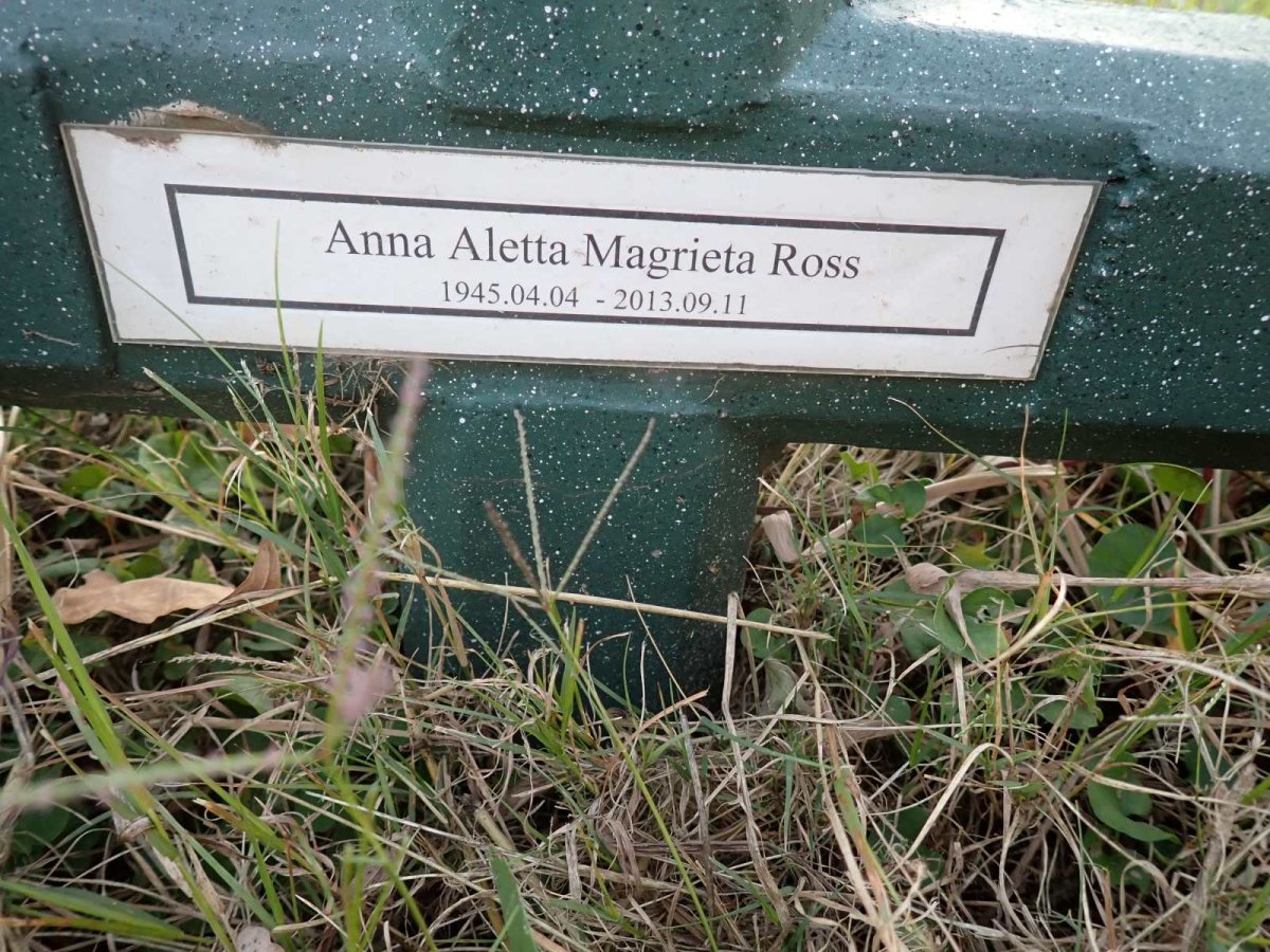 ROSS Anna Aletta Magrieta 1945-2013
