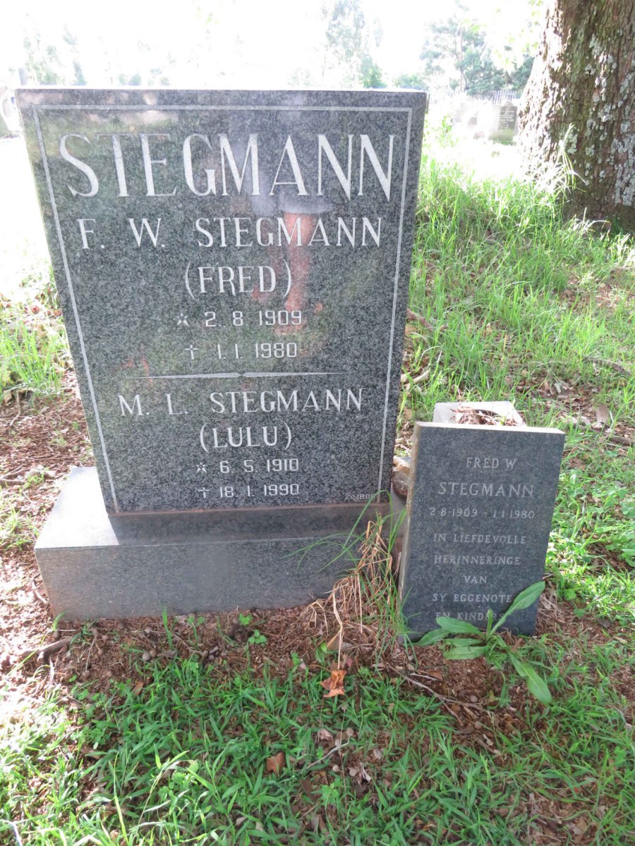 STEGMANN F.W. 1909-1980 &amp; M.L. 1910-1990
