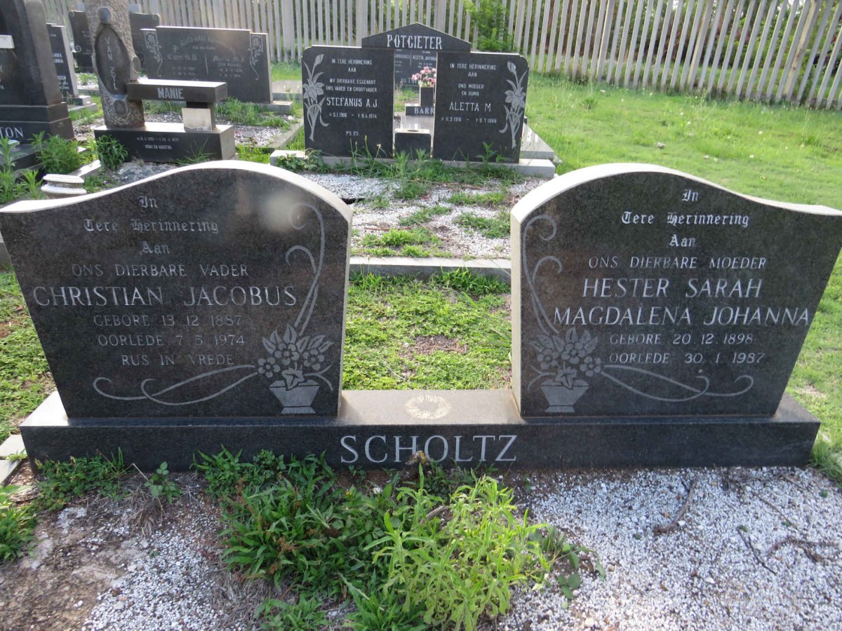 SCHOLTZ Christian Jacobus 1887-1974 &amp; Hester Sarah Magdalena Johanna 1898-1987
