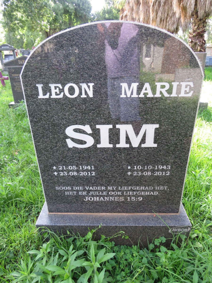 SIM Leon 1941-2012 &amp; Marie 1943-2012