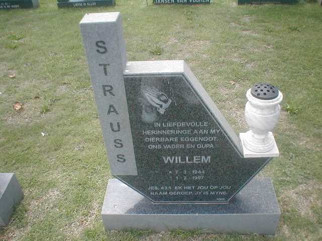 STRAUSS Willem 1944-1997