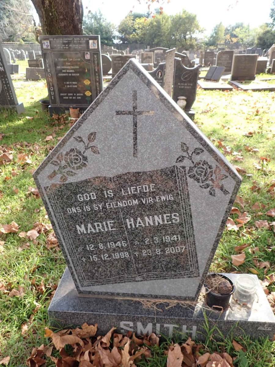 SMITH Hannes 1941-2007 &amp; Marie 1946-1998