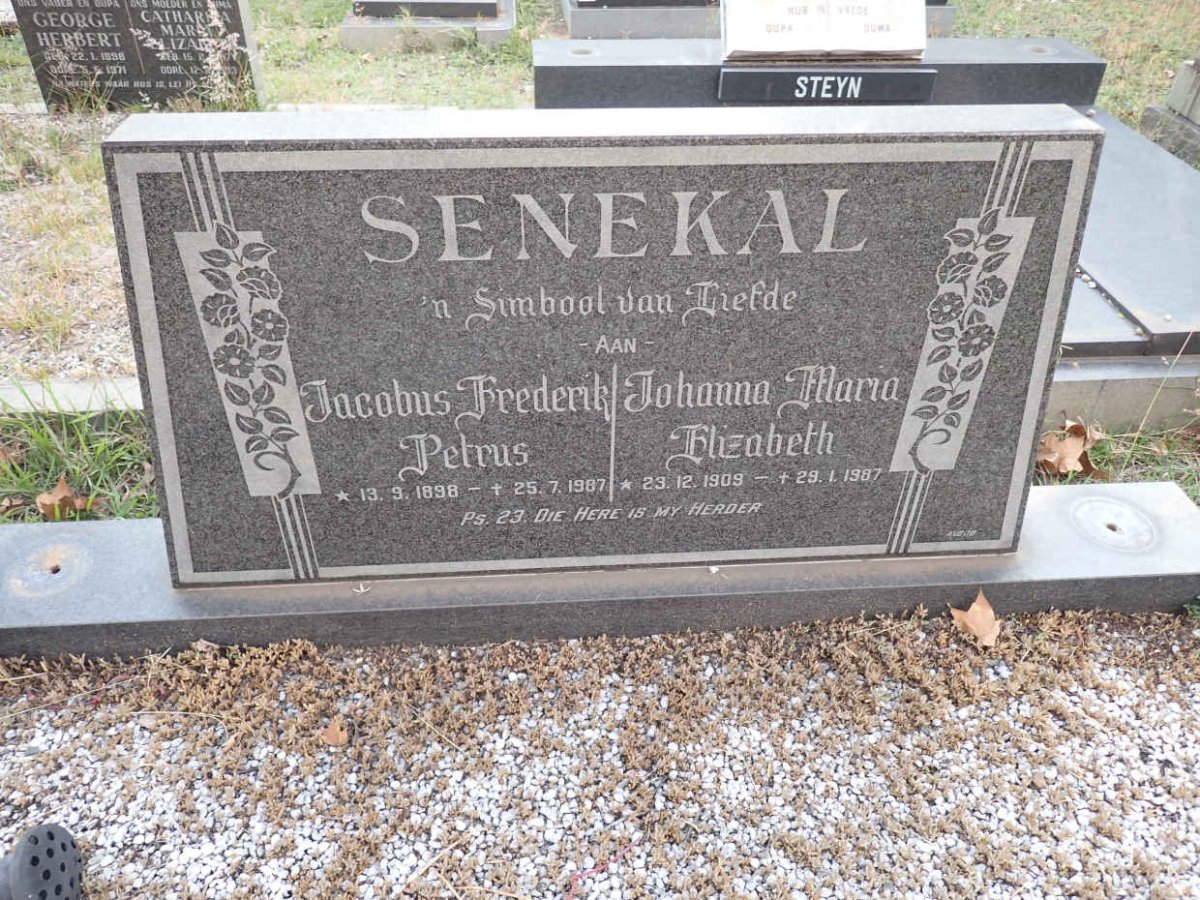 SENEKAL Jacobus Frederik Petrus 1898-1987 &amp; Johanna Maria Elizabeth 1909-1987
