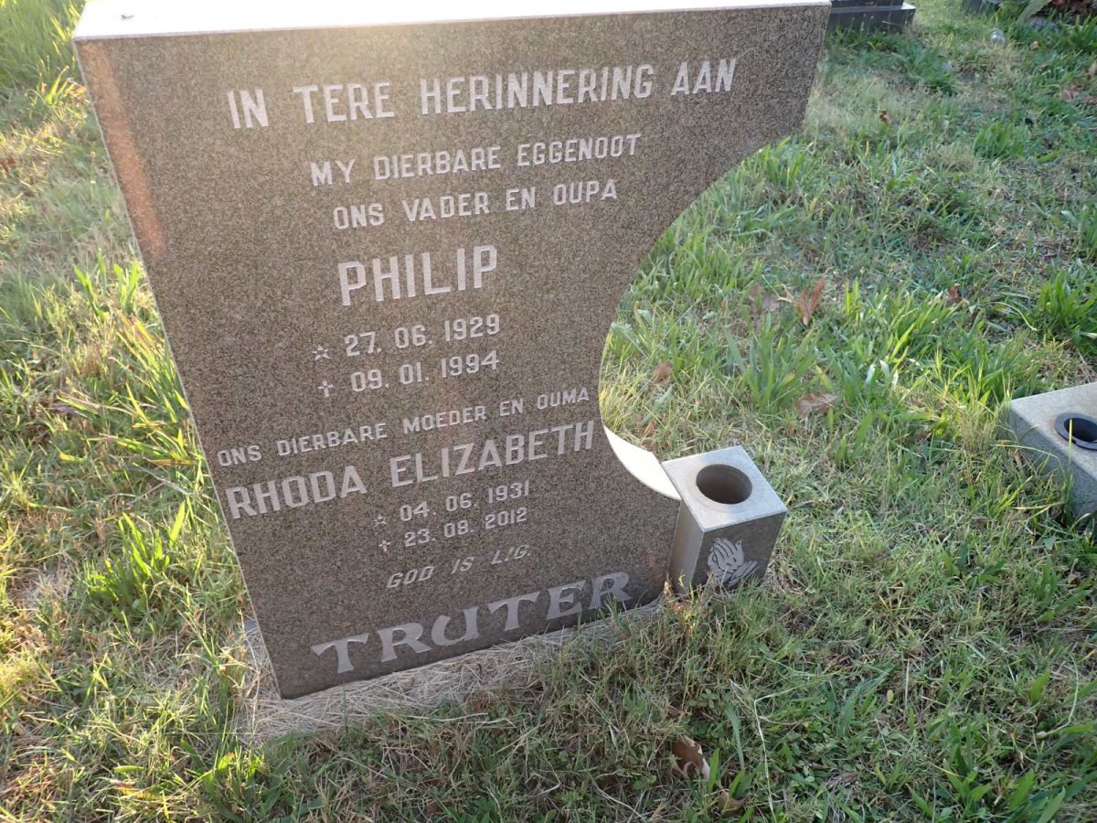 TRUTER Philip 1929-1994 &amp; Rhoda Elizabeth 1931-2012