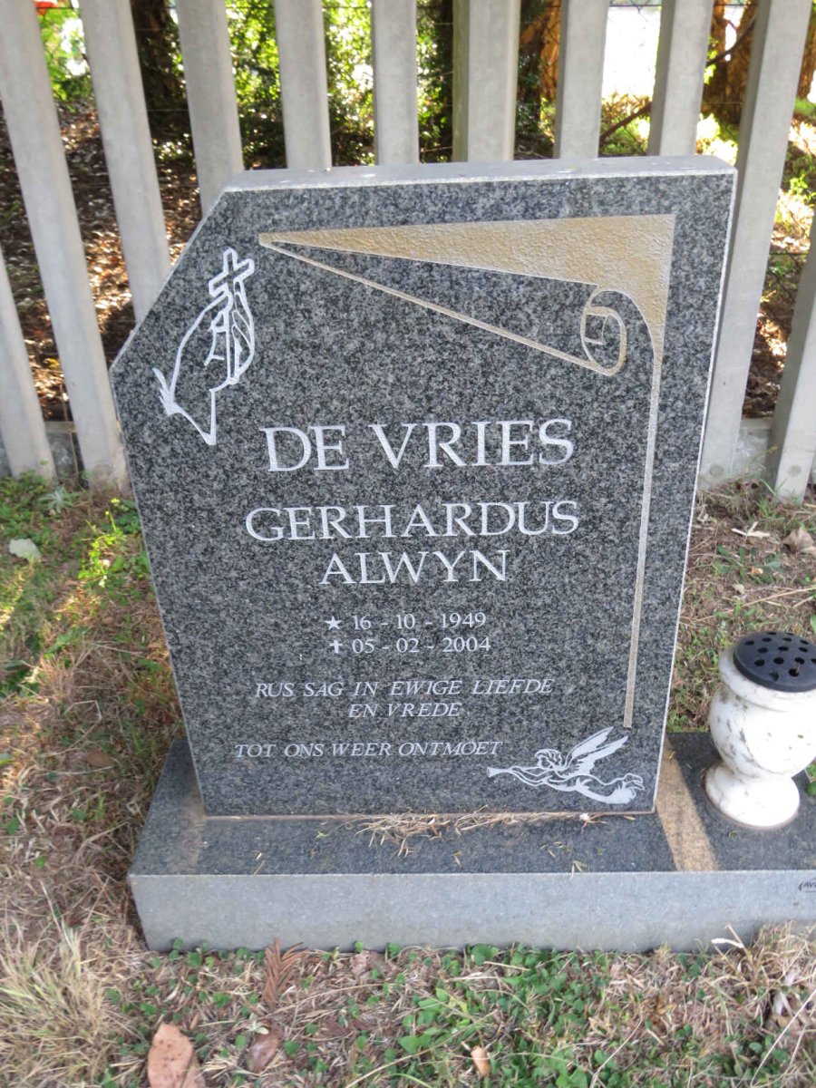VRIES Gerhardus Alwyn, de 1949-2004