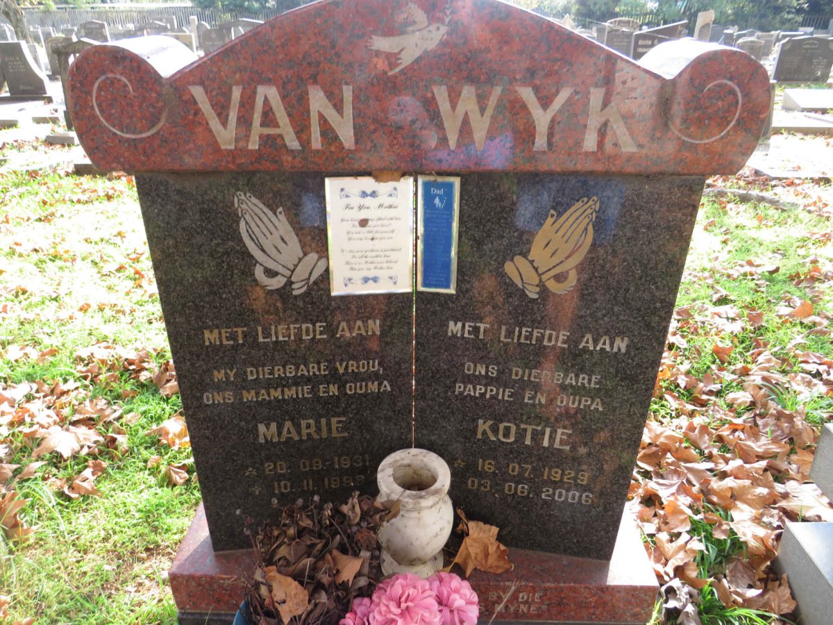 WYK Kotie, van 1929-2006 &amp; Marie 1931-1999