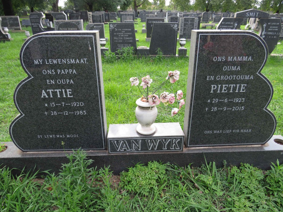 WYK Attie, van 1920-1985 &amp; Pietie 1923-2015