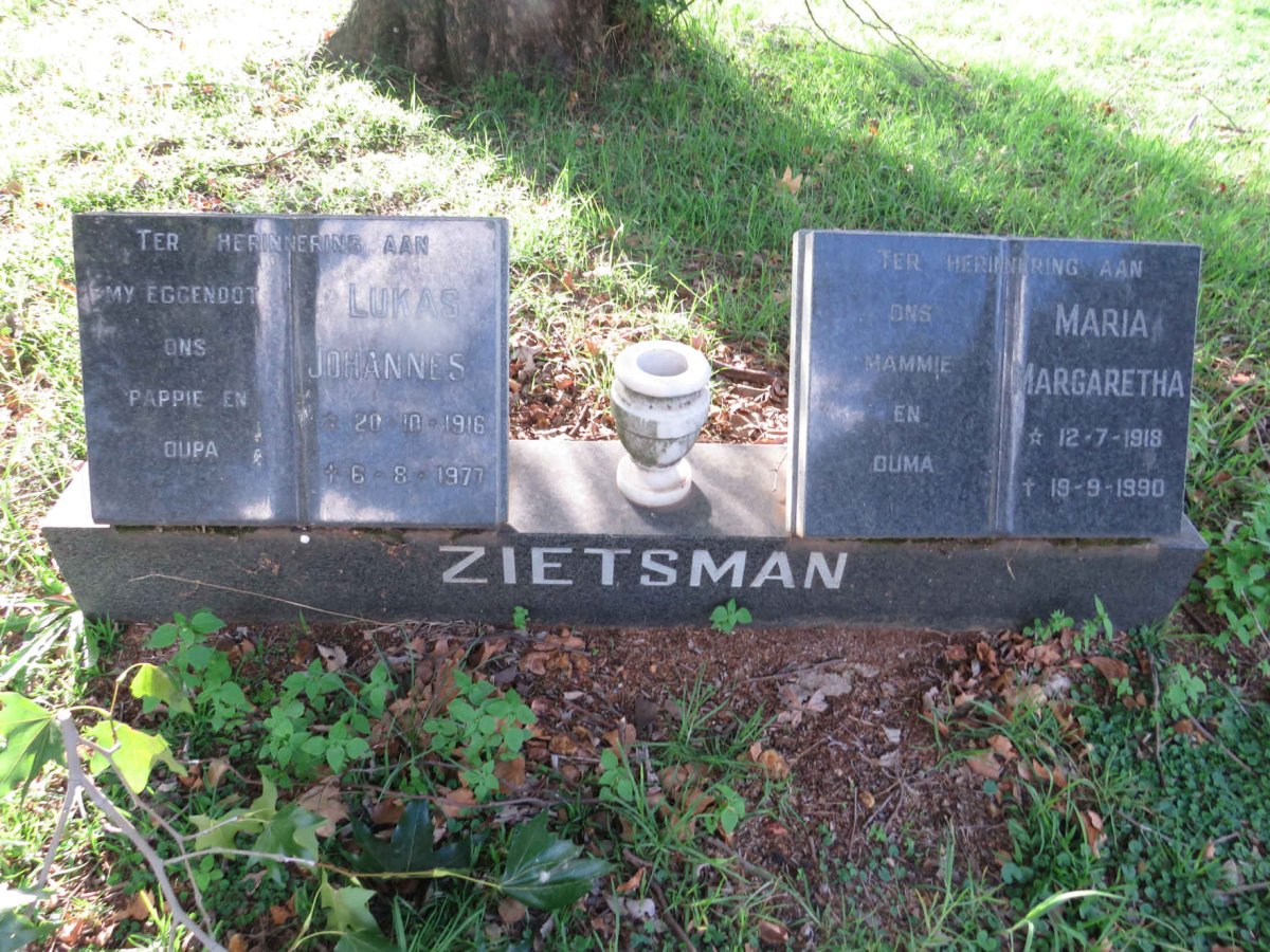 ZIETSMAN Lukas Johannes 1916-1977 &amp; Maria Margaretha 1918-1990