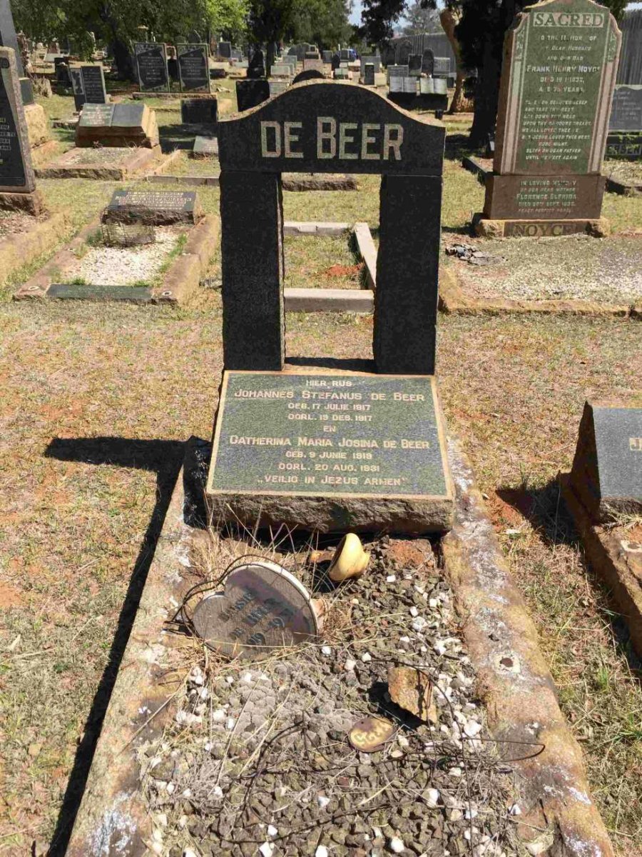 BEER Johannes Stefanus, de 1917-1917 :: DE BEER Catherina Maria Josina 1919-1931