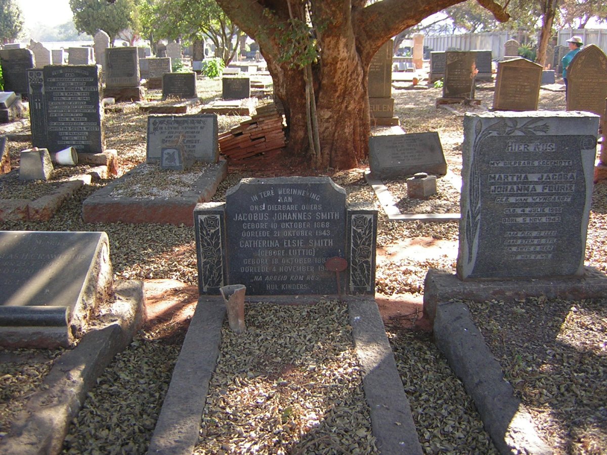 SMITH Jacobus Johannes 1868-1943 &amp; Catherina Elsie LUTTIG 188?-194?