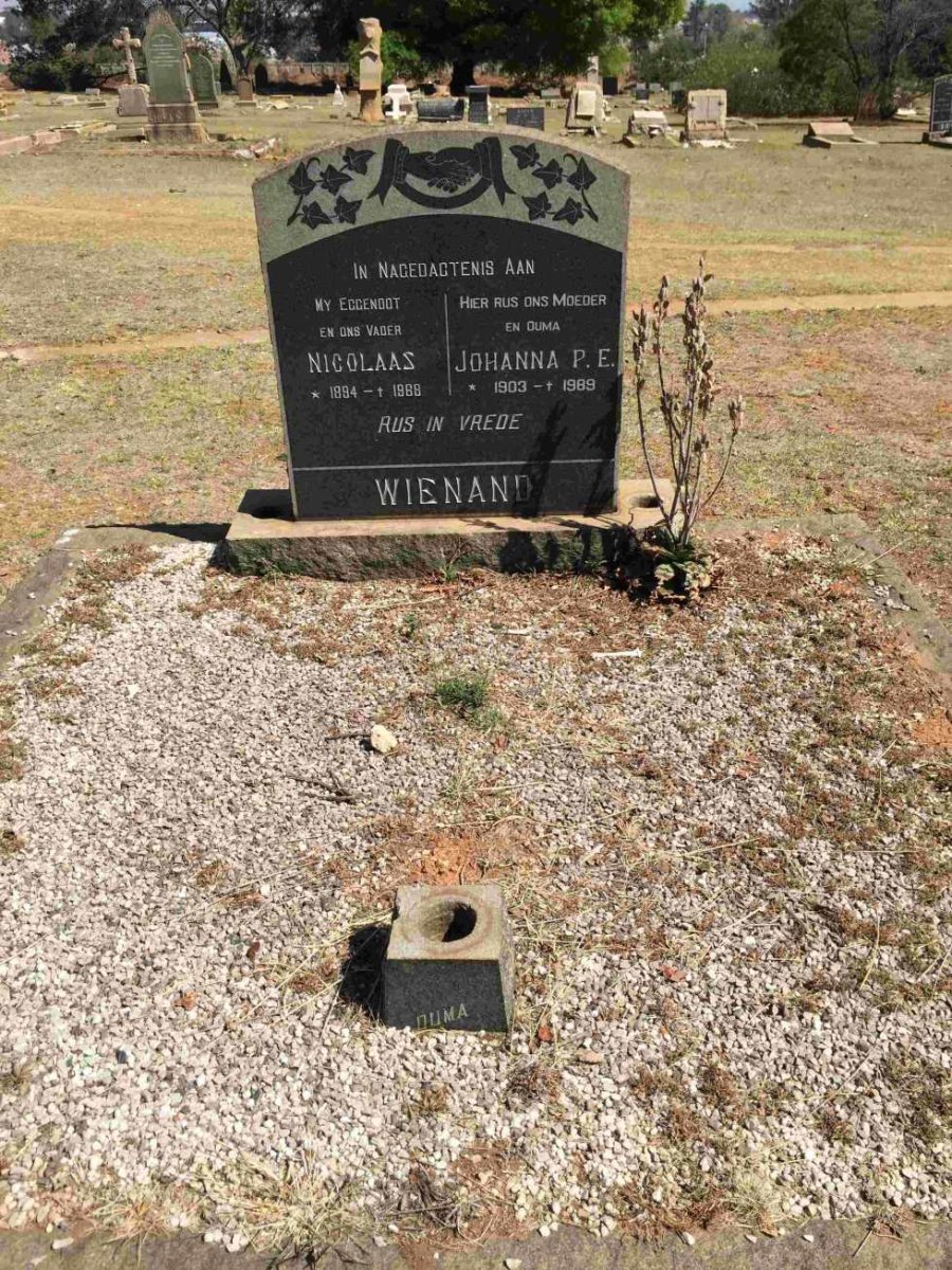 WIENAND Nicolaas 1894-1968 &amp; Johanna P.E. 1903-1989