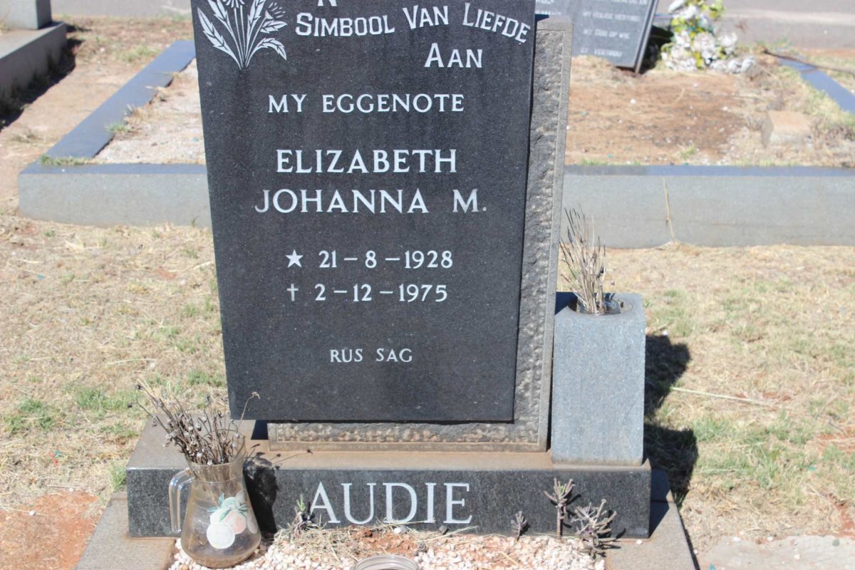AUDIE Elizabeth Johanna M. 1928-1975