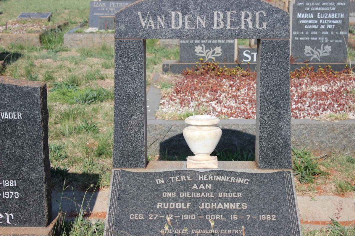 BERG Rudolf Johannes, van den 1910-1962