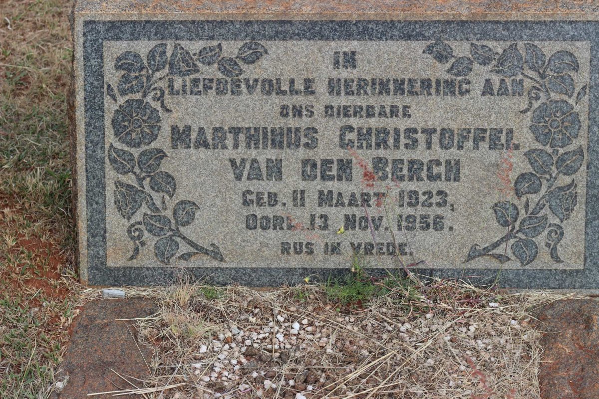 BERGH Marthinus Christoffel, van den 1923-1956