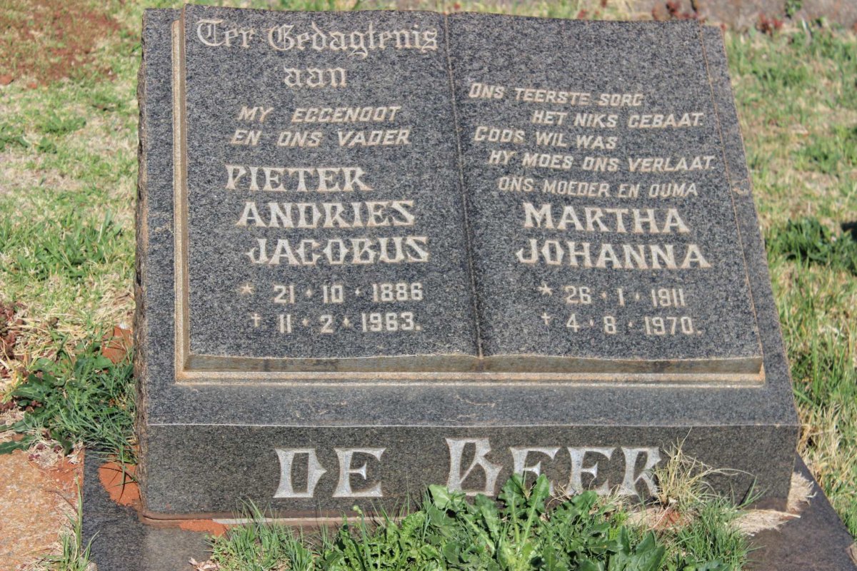 BEER Pieter Andries Jacobus, de 1886-1963 &amp; Martha Johanna 1911-1970