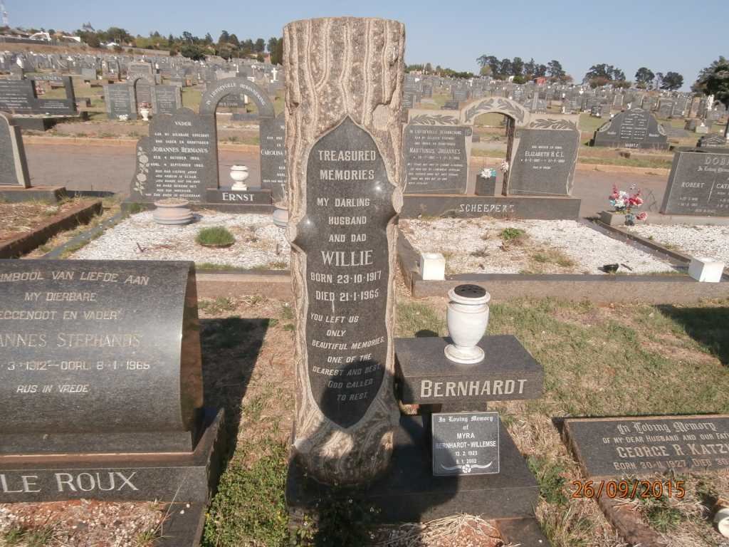 BERNHARDT Willie 1917-1965 &amp; Myra WILLEMSE 1923-2002