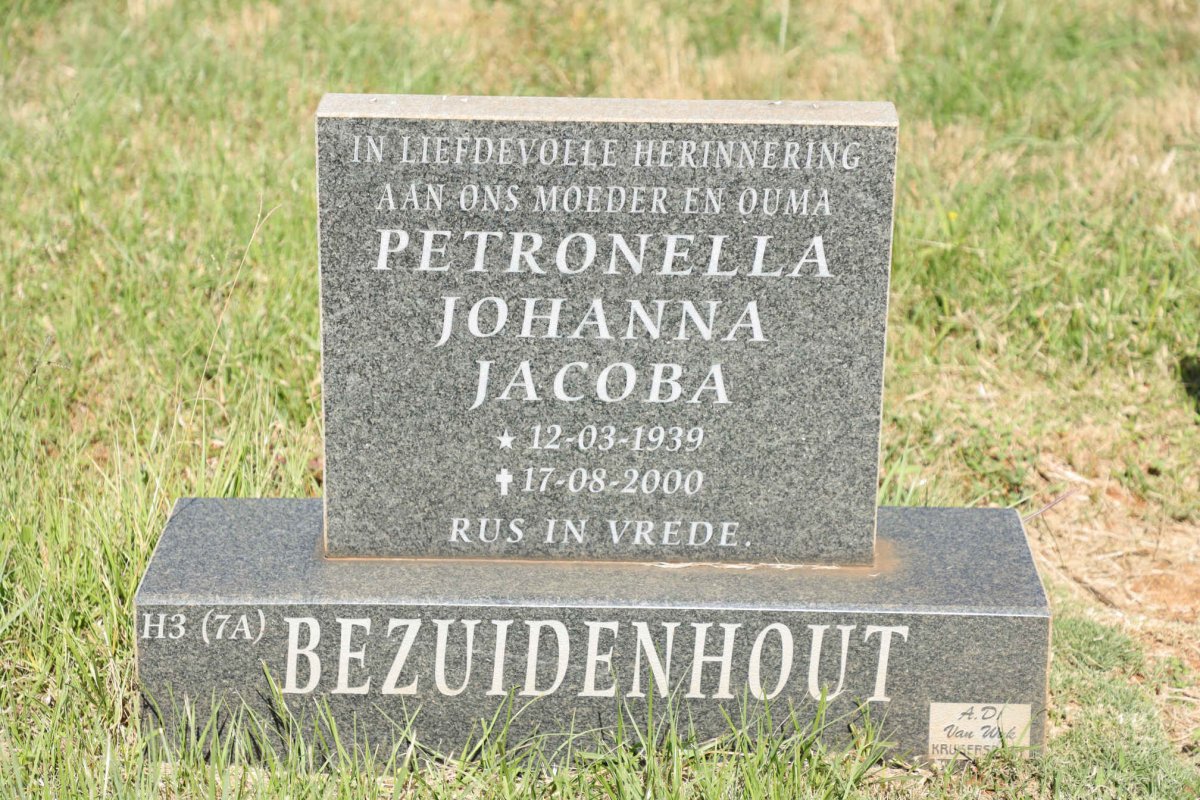 BEZUIDENHOUT Petronella Johanna Jacoba 1939-2000