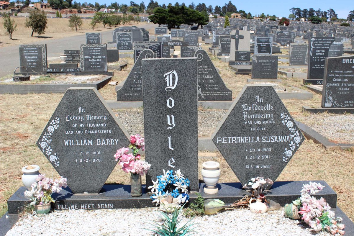 DOYLE William Barry 1931-1978 &amp; Petronella Susanna 1933-2011