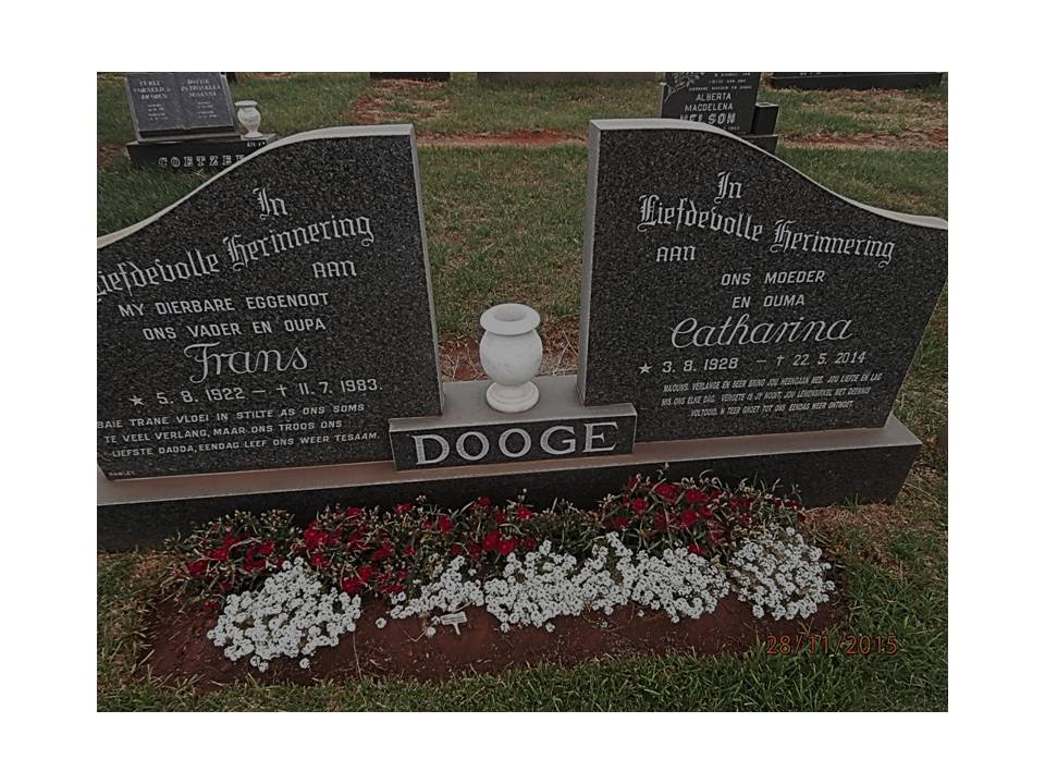 DOOGE Frans 1922-1983 &amp; Catharina 1928-2014