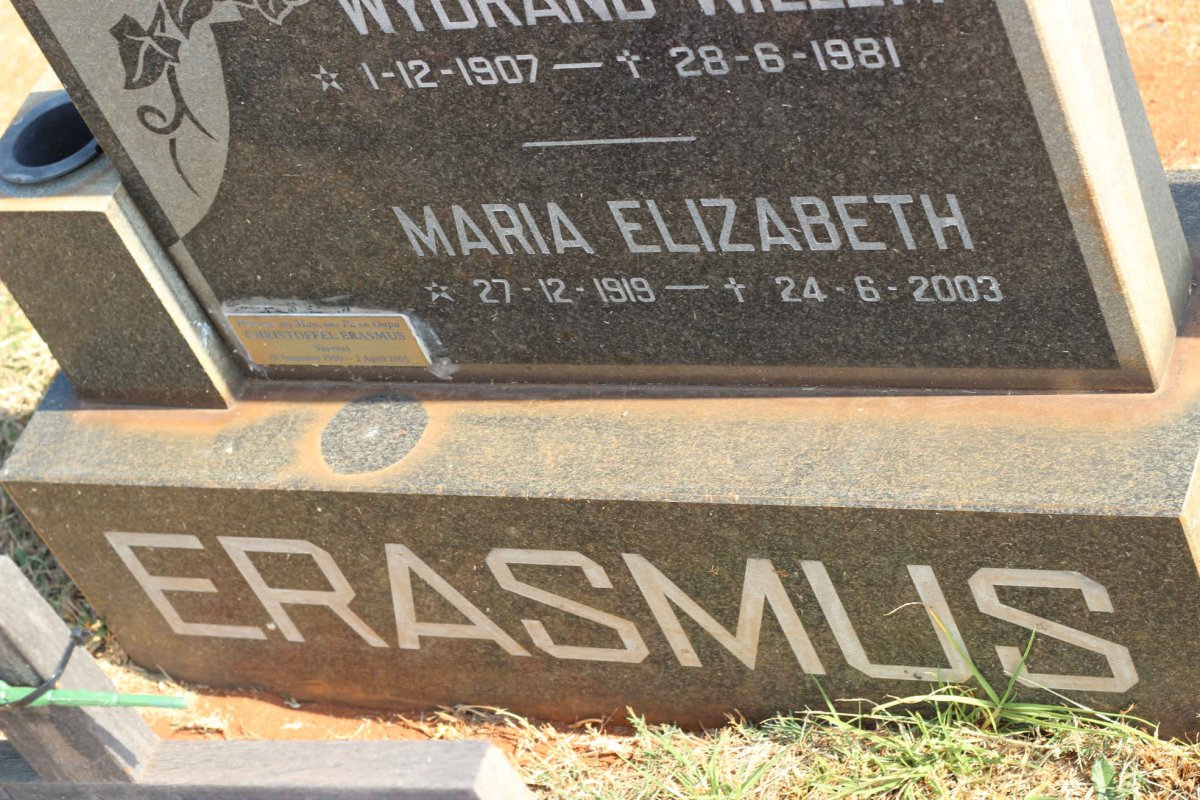 ERASMUS Wybrand Willem 1907-1981 &amp; Maria Elizabeth 1919-2003 :: ERASMUS Christoffel 1950-2005