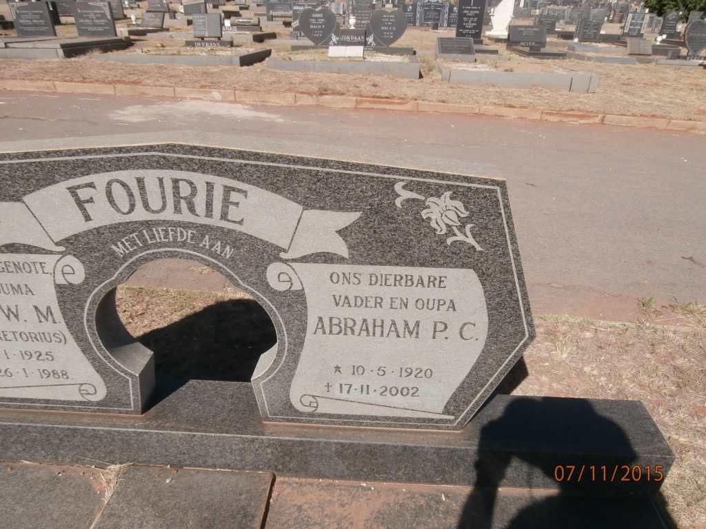 FOURIE Abraham P.C. 1920-2002 &amp; ? W.M. PRETORIUS 1925-1988
